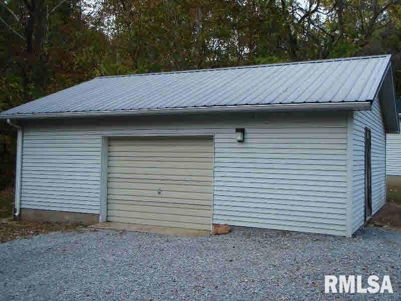 7999 Ringgold Road Shawneetown, IL 62984 - Photo 6 of 12 Gallery Image 6