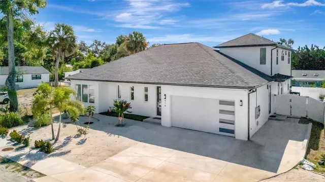 $1,495,000 | 916 Highland Street, Sarasota, FL 34234