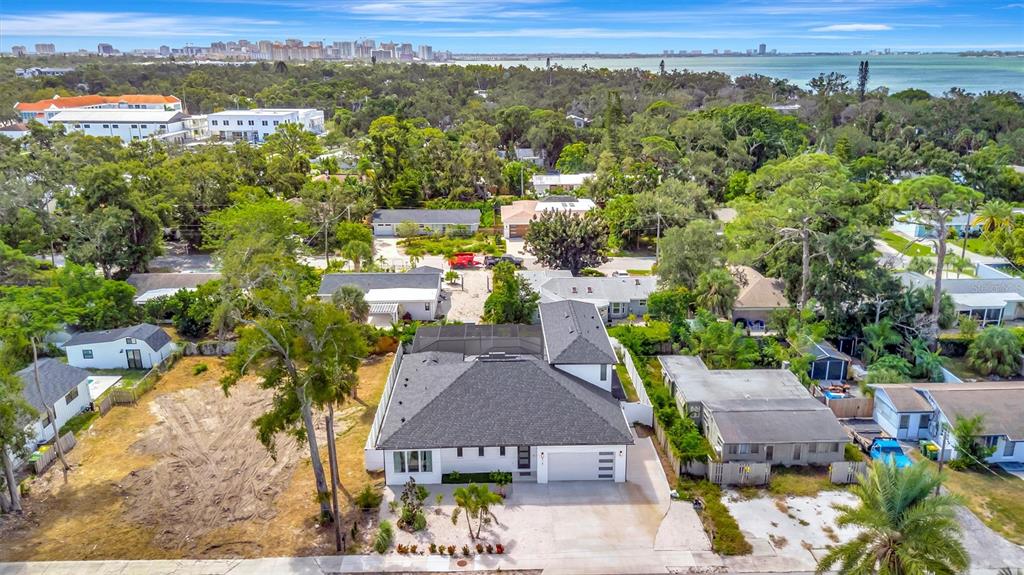 916 Highland Street Sarasota, FL 34234 - Photo 44 of 48 an aerial view of a house with a yard