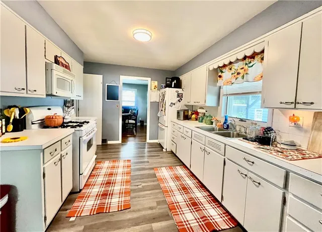 $175,000 | 305 Limestone Street, Wathena, KS 66090