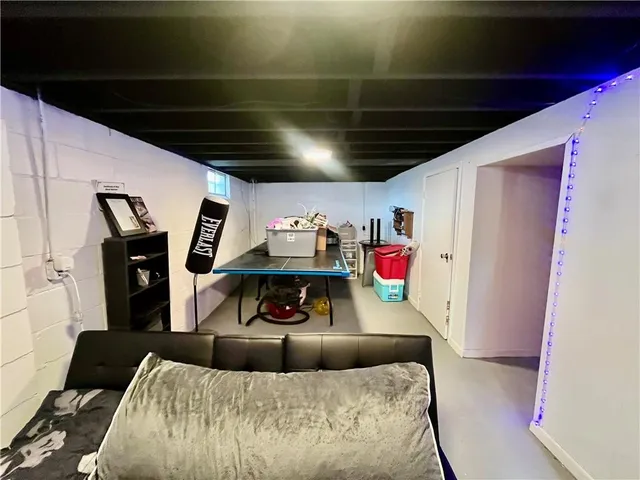 $175,000 | 305 Limestone Street, Wathena, KS 66090