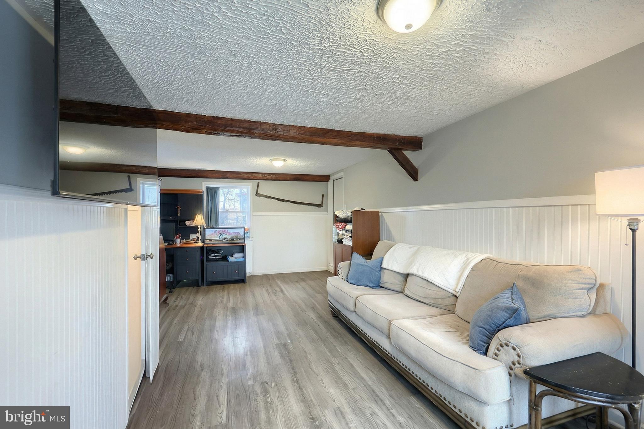 2202 Windsor Road Windsor, PA 17366 - Photo 20 of 39