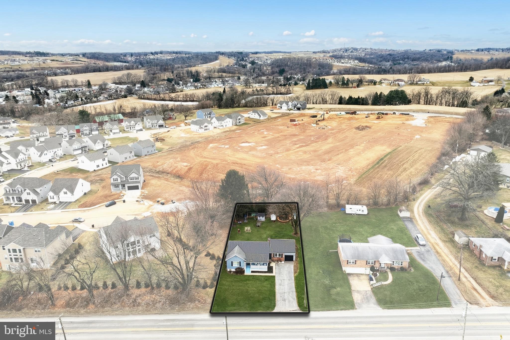 2202 Windsor Road Windsor, PA 17366 - Photo 3 of 39