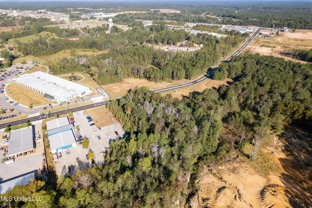$440,000 | 2.57-ac Lamar Boulevard, Hattiesburg, MS 39402