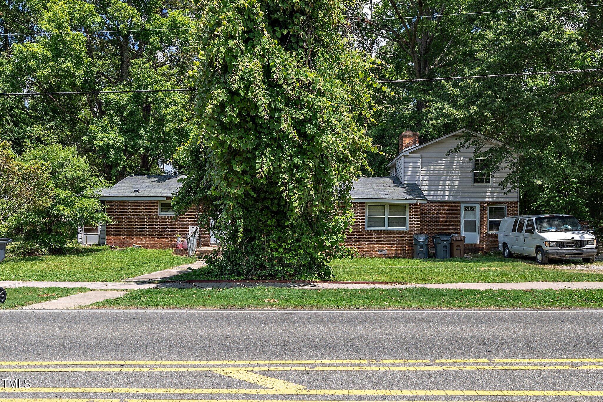 224 West Holly Spgs Rd  