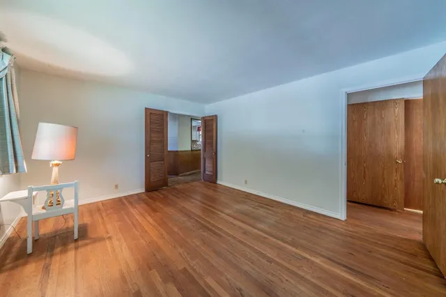 an empty room with window