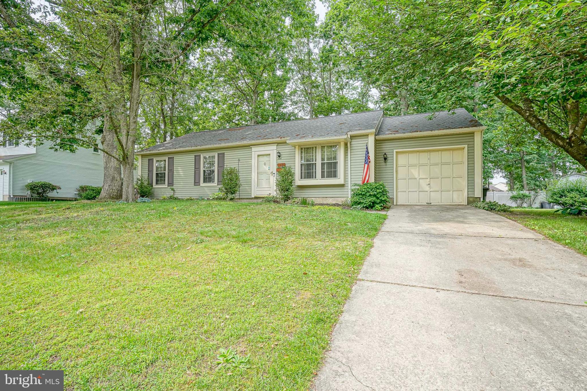 1035 South Beecham Road Williamstown, NJ 08094 - Photo 1 of 18