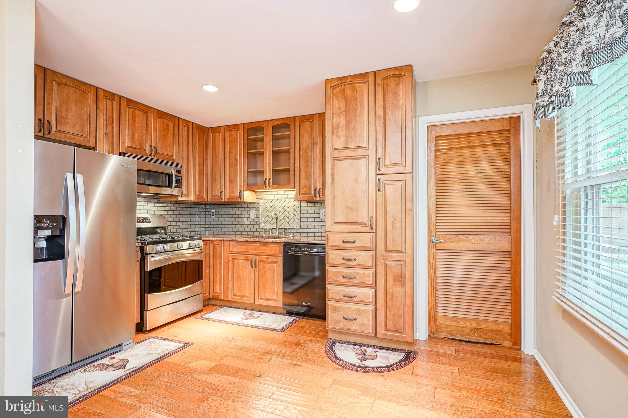 1035 South Beecham Road Williamstown, NJ 08094 - Photo 3 of 18