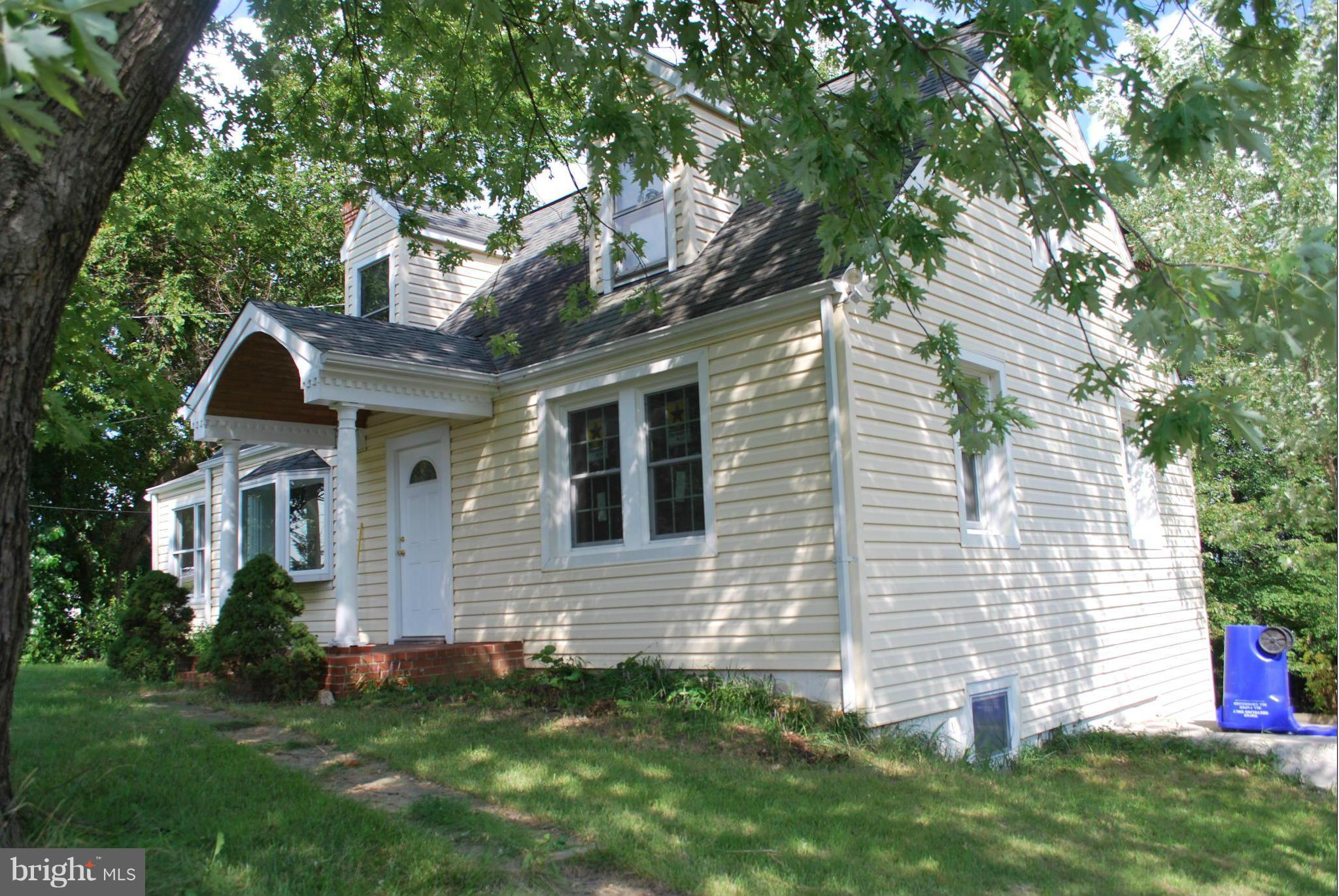 22615 Ridge Road Germantown, MD 20876 - Photo 2 of 28 Exterior (General)