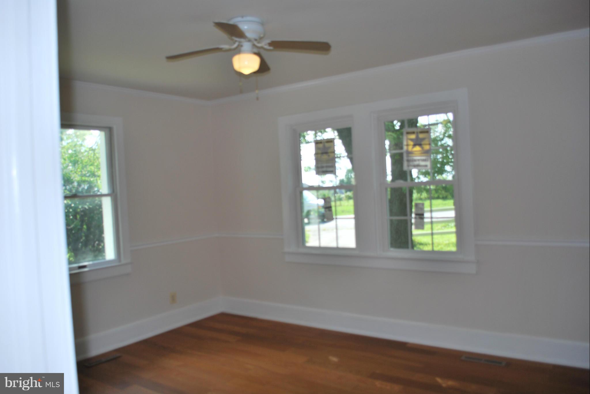 22615 Ridge Road Germantown, MD 20876 - Photo 11 of 28 Bedroom