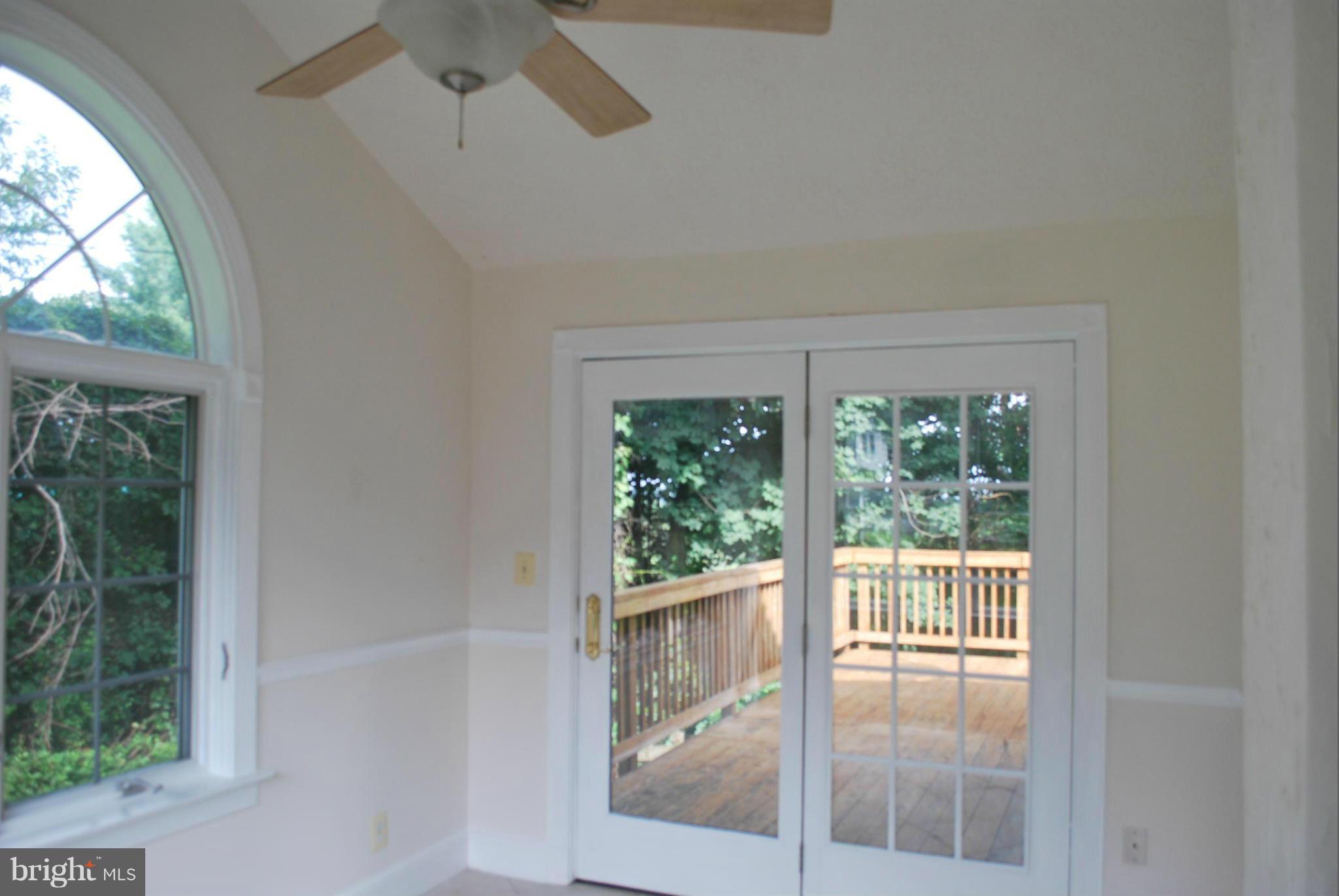 22615 Ridge Road Germantown, MD 20876 - Photo 16 of 28 Interior (General)