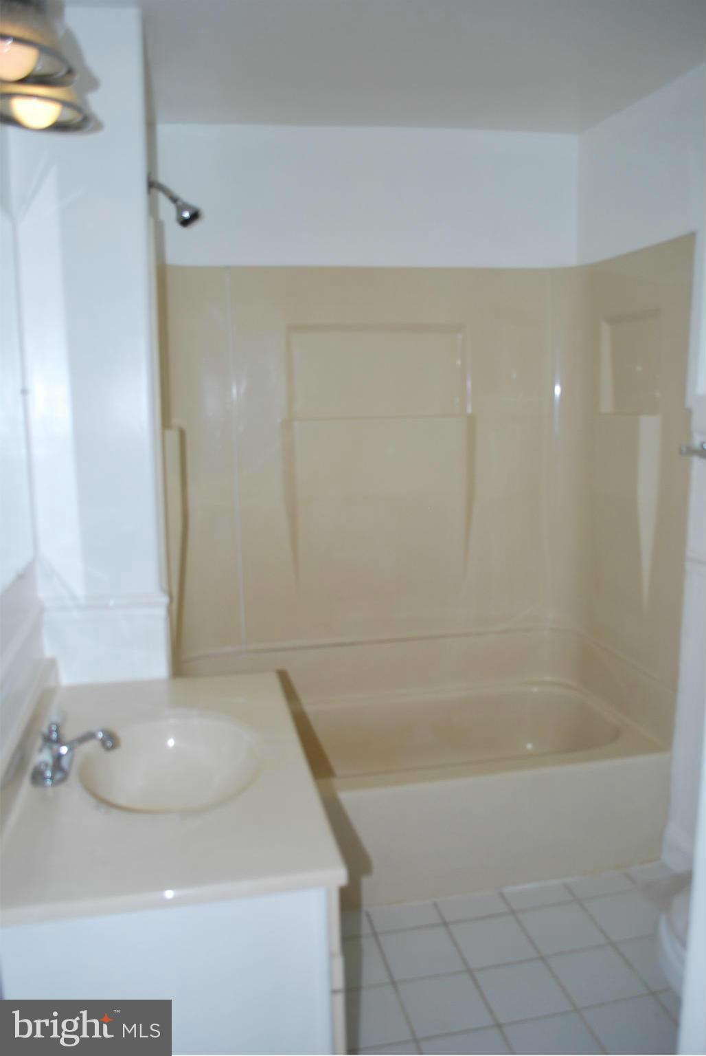 22615 Ridge Road Germantown, MD 20876 - Photo 20 of 28 Bath
