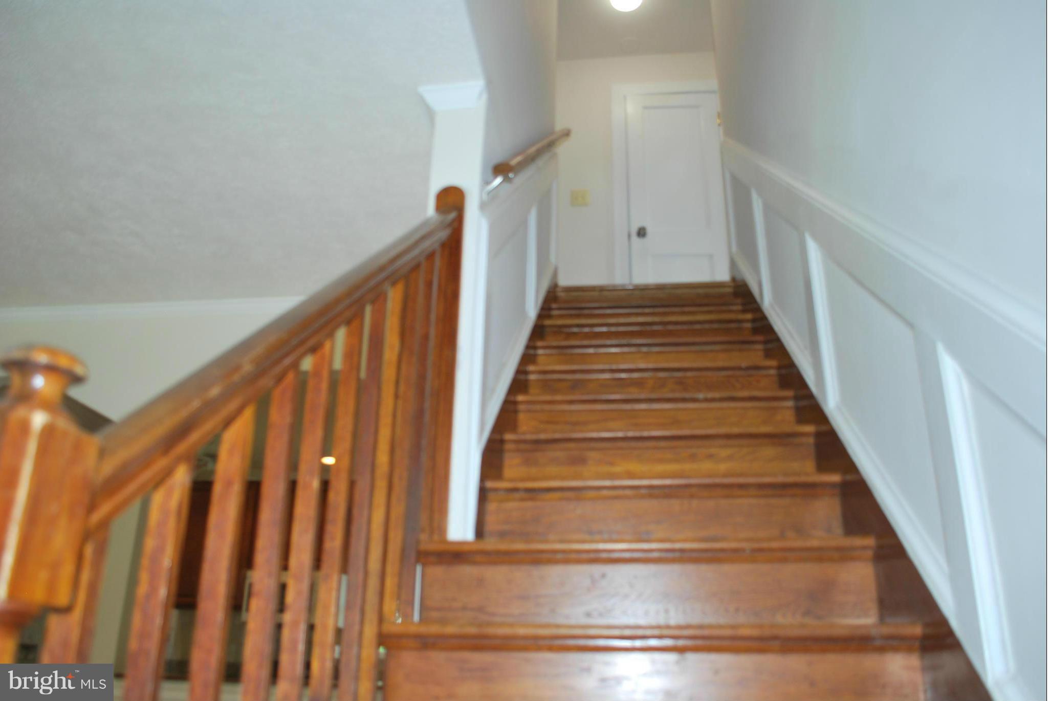 22615 Ridge Road Germantown, MD 20876 - Photo 8 of 28 Interior (General)