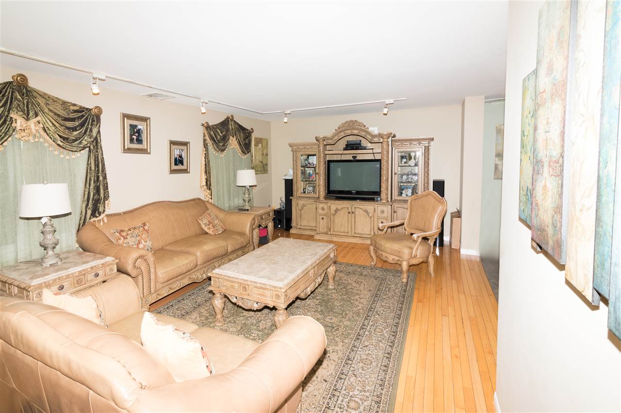 8 Plower Road Pelham, NH 03076 - Photo 12 of 26 Gallery Image 12