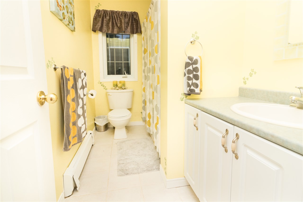 8 Plower Road Pelham, NH 03076 - Photo 18 of 26 Gallery Image 18
