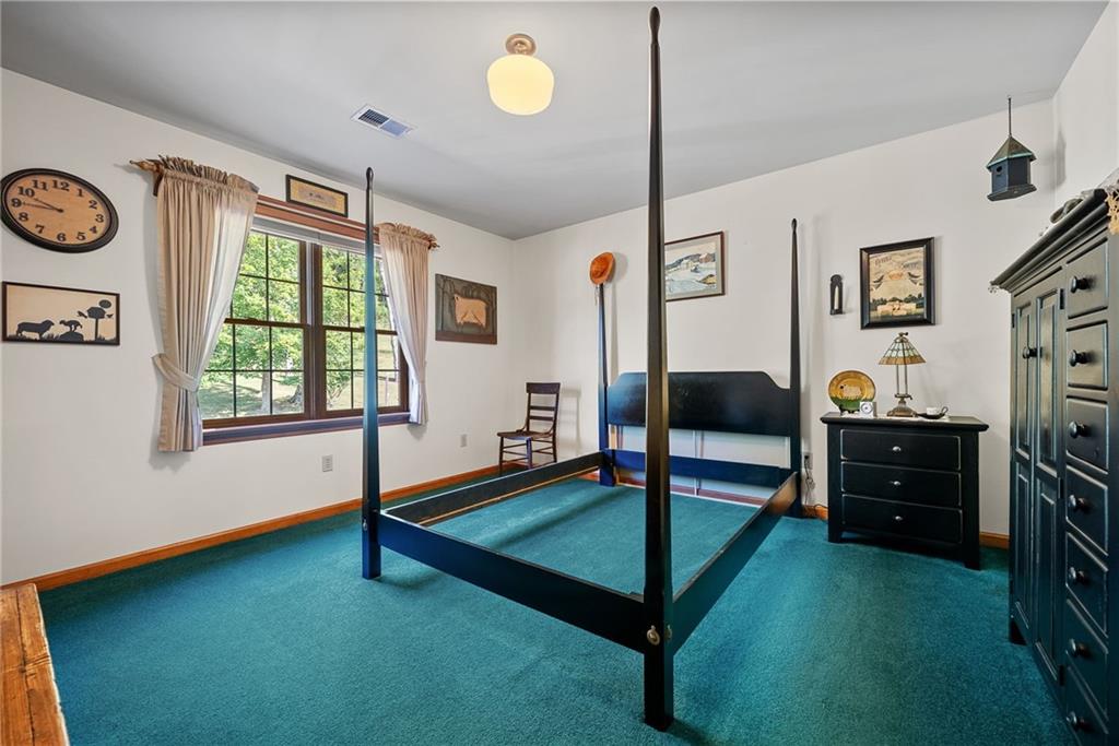 959 Bentleyville Road Charleroi, PA 15022 - Photo 23 of 48 3rd Bedroom
