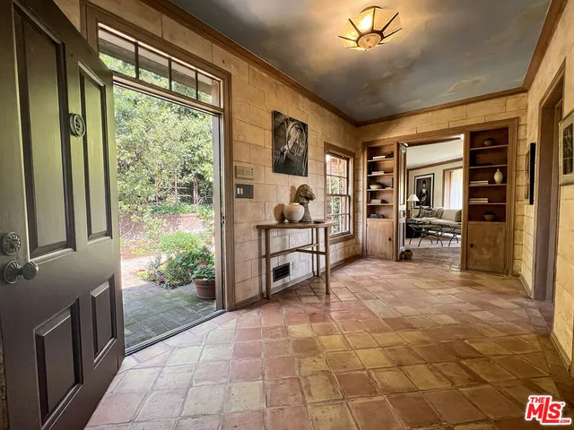 $6,500,000 | 1277 Leona Drive, Beverly Hills, CA 90210