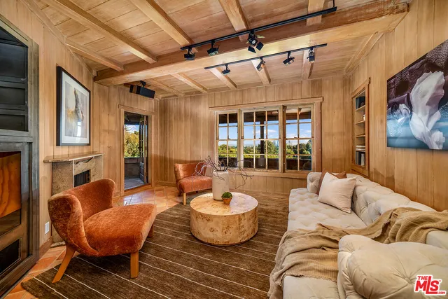 $6,500,000 | 1277 Leona Drive, Beverly Hills, CA 90210