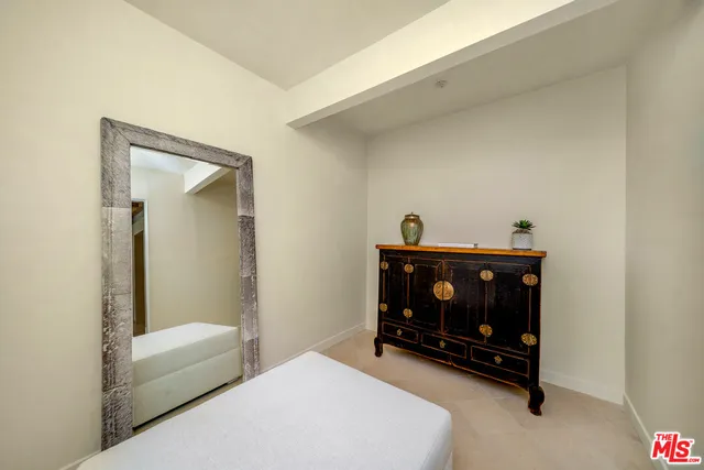 $6,500,000 | 1277 Leona Drive, Beverly Hills, CA 90210