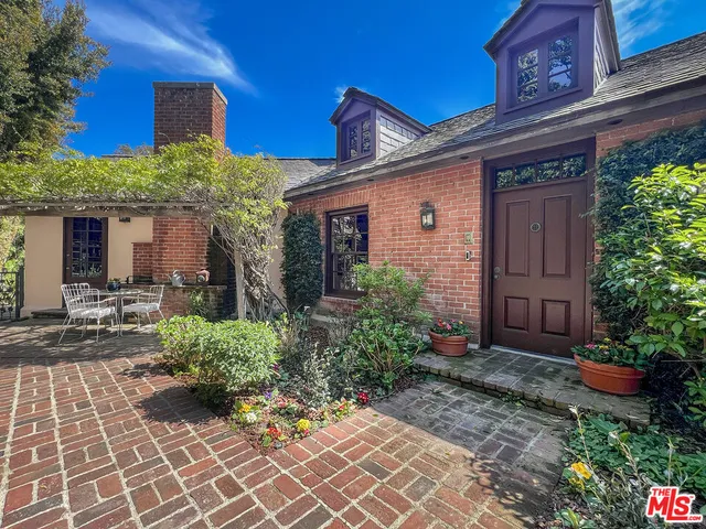 $6,500,000 | 1277 Leona Drive, Beverly Hills, CA 90210