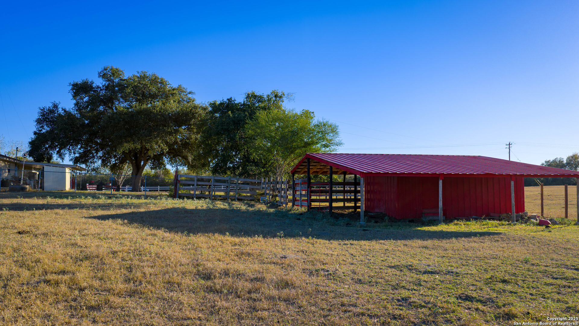 380 Clinton Road Cuero, TX 77954 - Photo 19 of 49