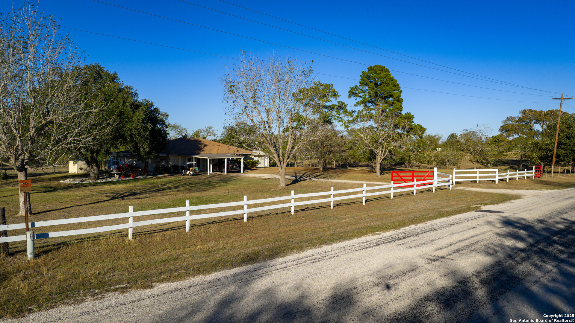 380 Clinton Road Cuero, TX 77954 - Photo 8 of 49