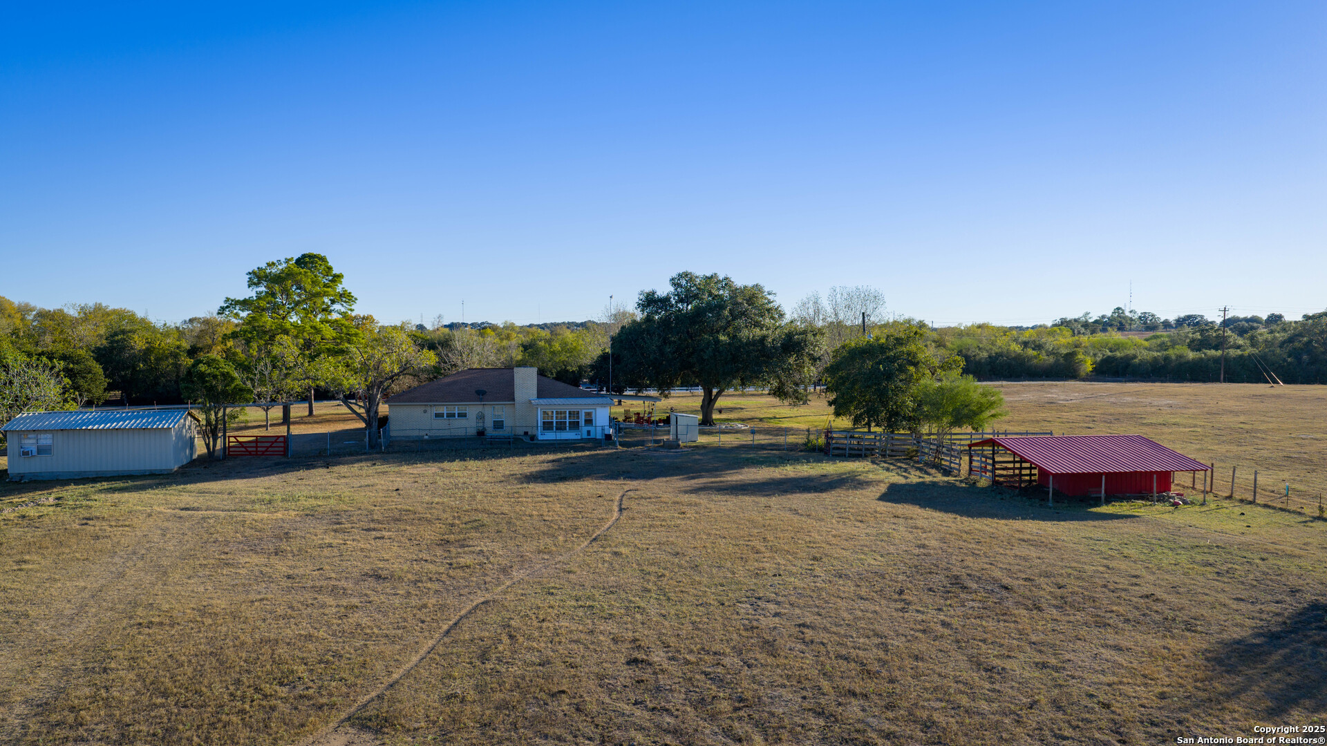 380 Clinton Road Cuero, TX 77954 - Photo 9 of 49