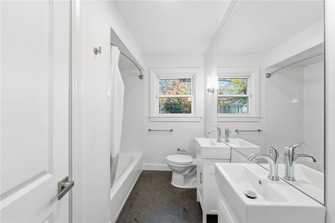 259 High Service Avenue North Providence, RI 02904 - Photo 13 of 20