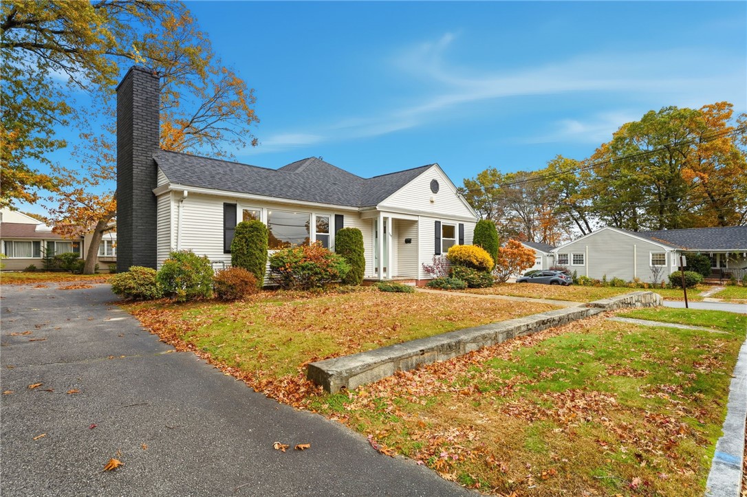 259 High Service Avenue North Providence, RI 02904 - Photo 2 of 20