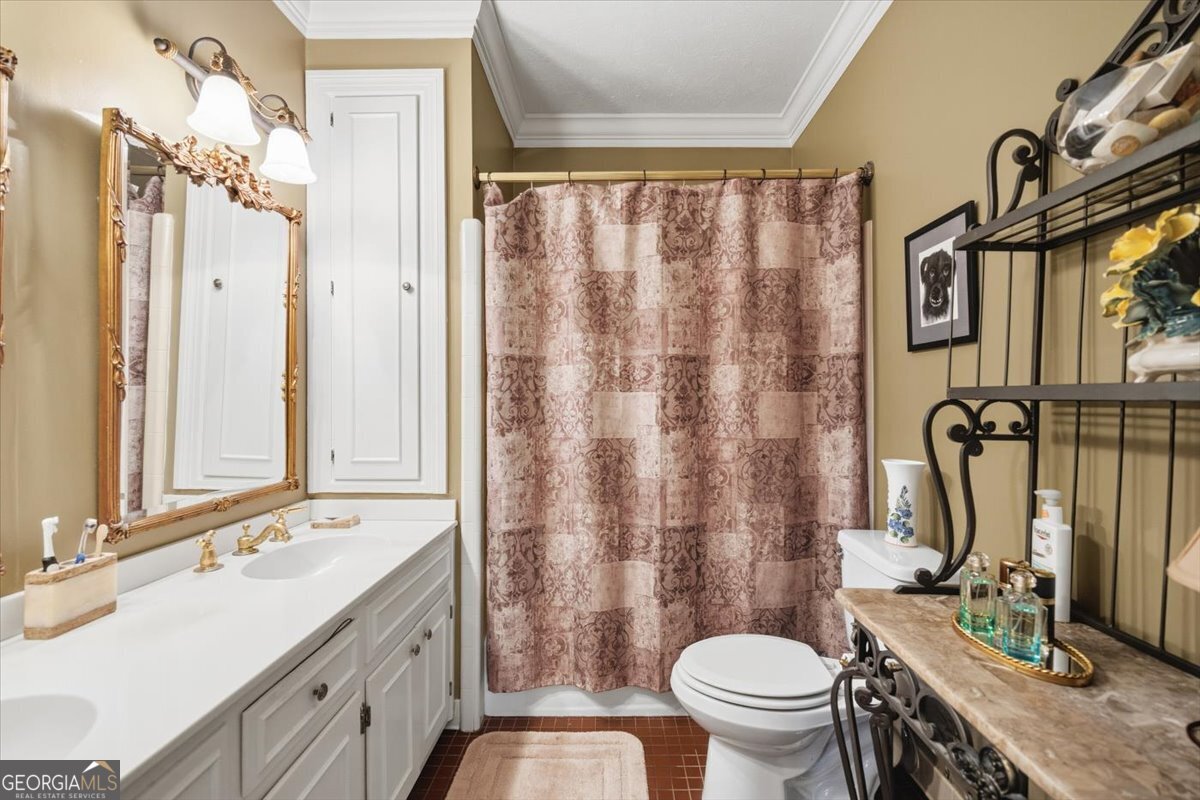 520 Old Club Road South Macon, GA 31210 - Photo 16 of 35