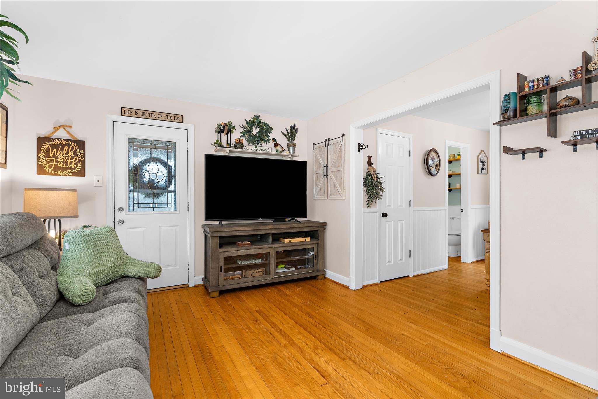 7803 Linthicum Road Pasadena, MD 21122 - Photo 8 of 84 Gallery Image 8