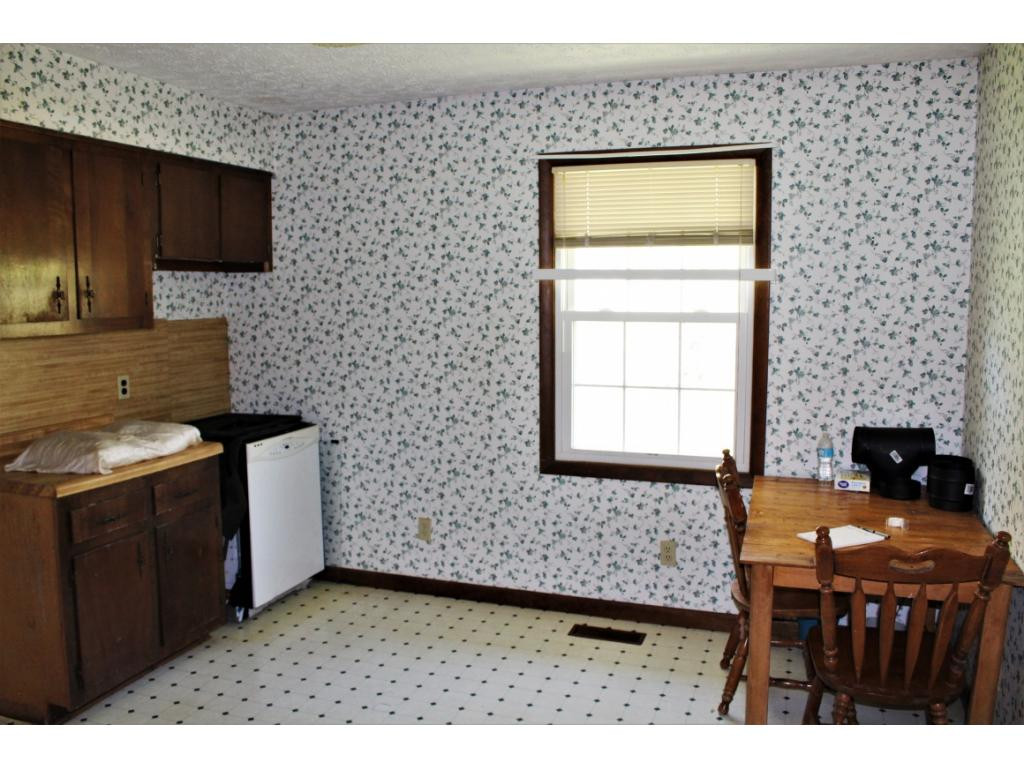 392 Covenant Church Road Jonesville, VA 24263 - Photo 21 of 34 Photo 21