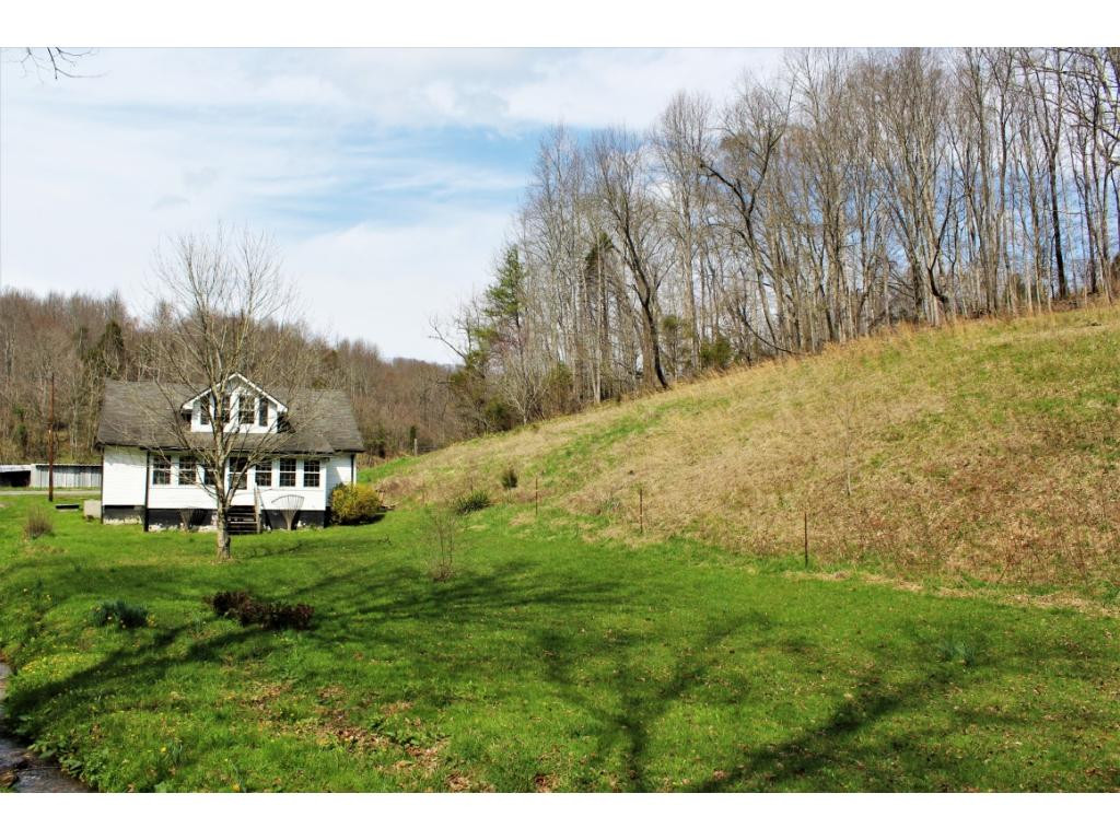 392 Covenant Church Road Jonesville, VA 24263 - Photo 9 of 34 Photo 9