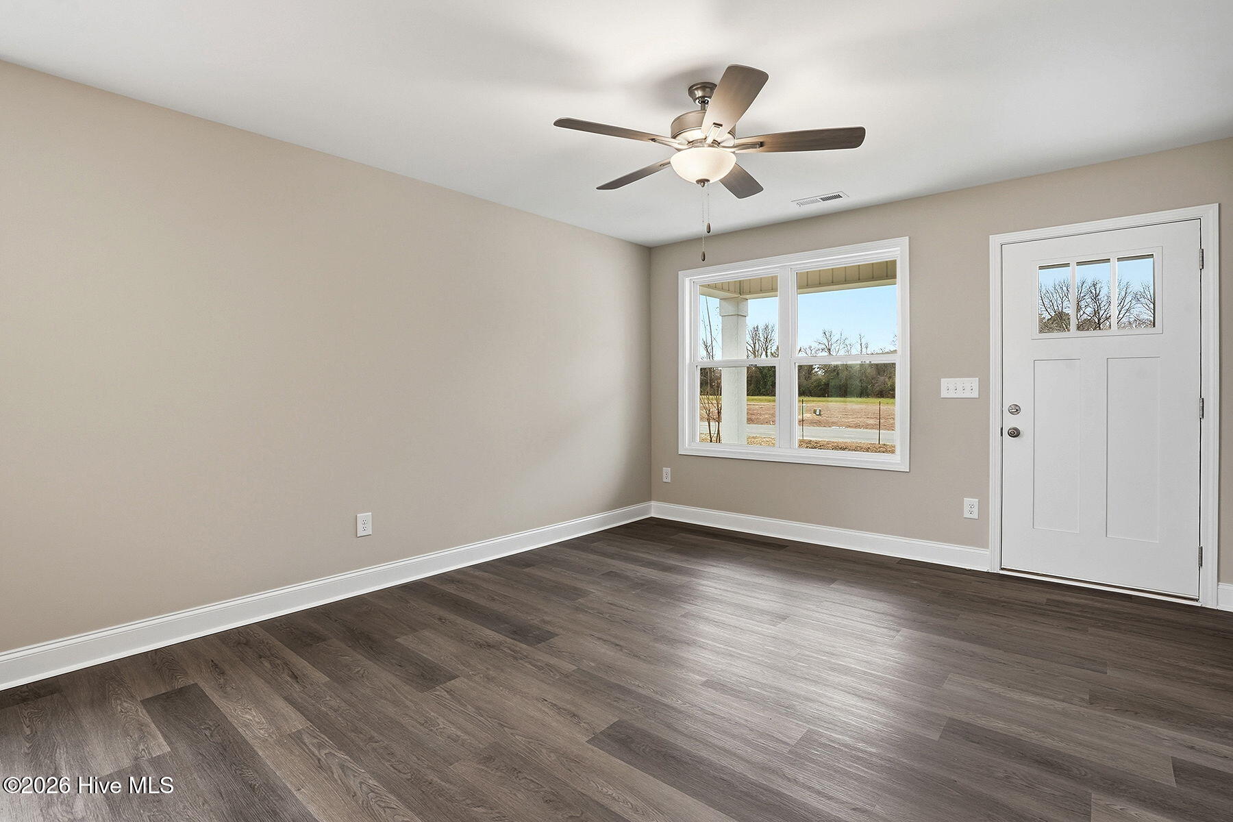 248 Rae Street Warsaw, NC 28398 - Photo 5 of 31 11-web-or-mls-248 Rae St-19 - Copy - Cop