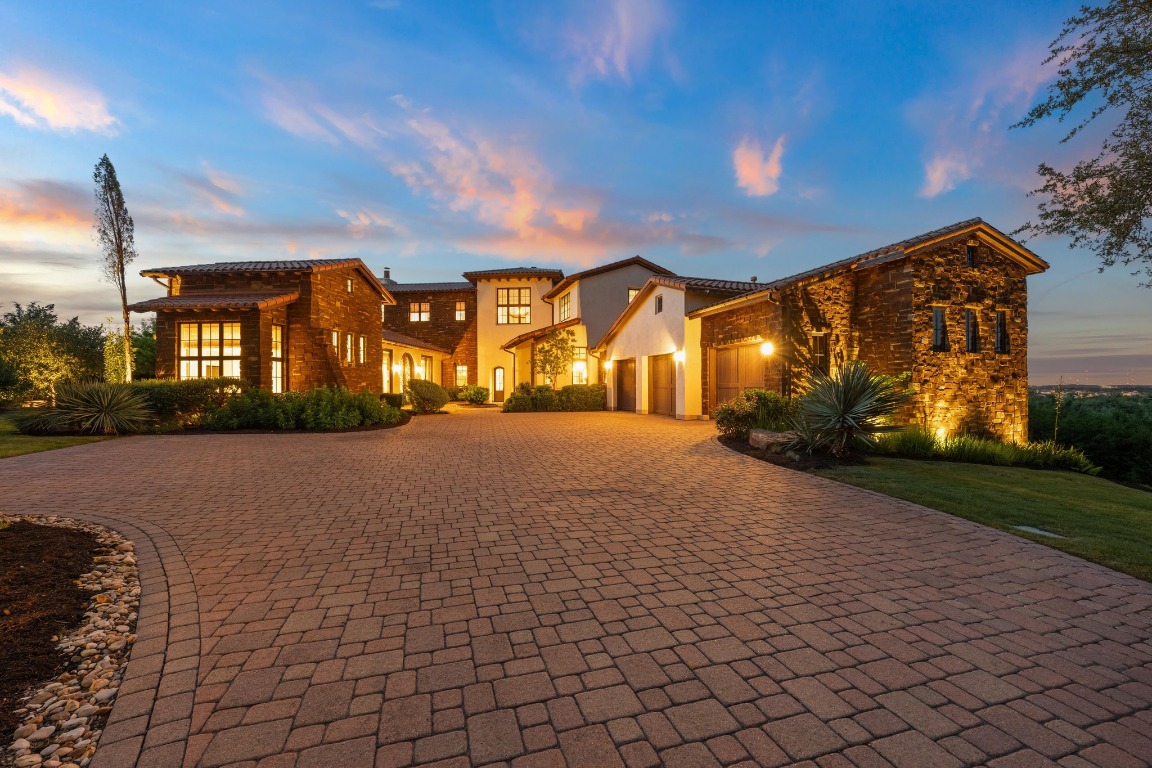 12724 Little Blue Austin, TX 78738 - Photo 7 of 40 a view of building with yard