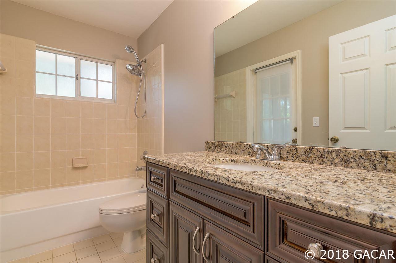 2021 Southwest 75th Terrace Gainesville, FL 32607 - Photo 16 of 24 Gallery Image 16