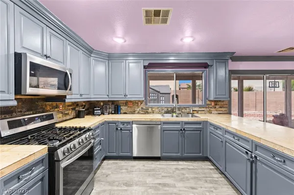 $499,900 | 3228 Visionary Bay Avenue, North Las Vegas, NV 89081