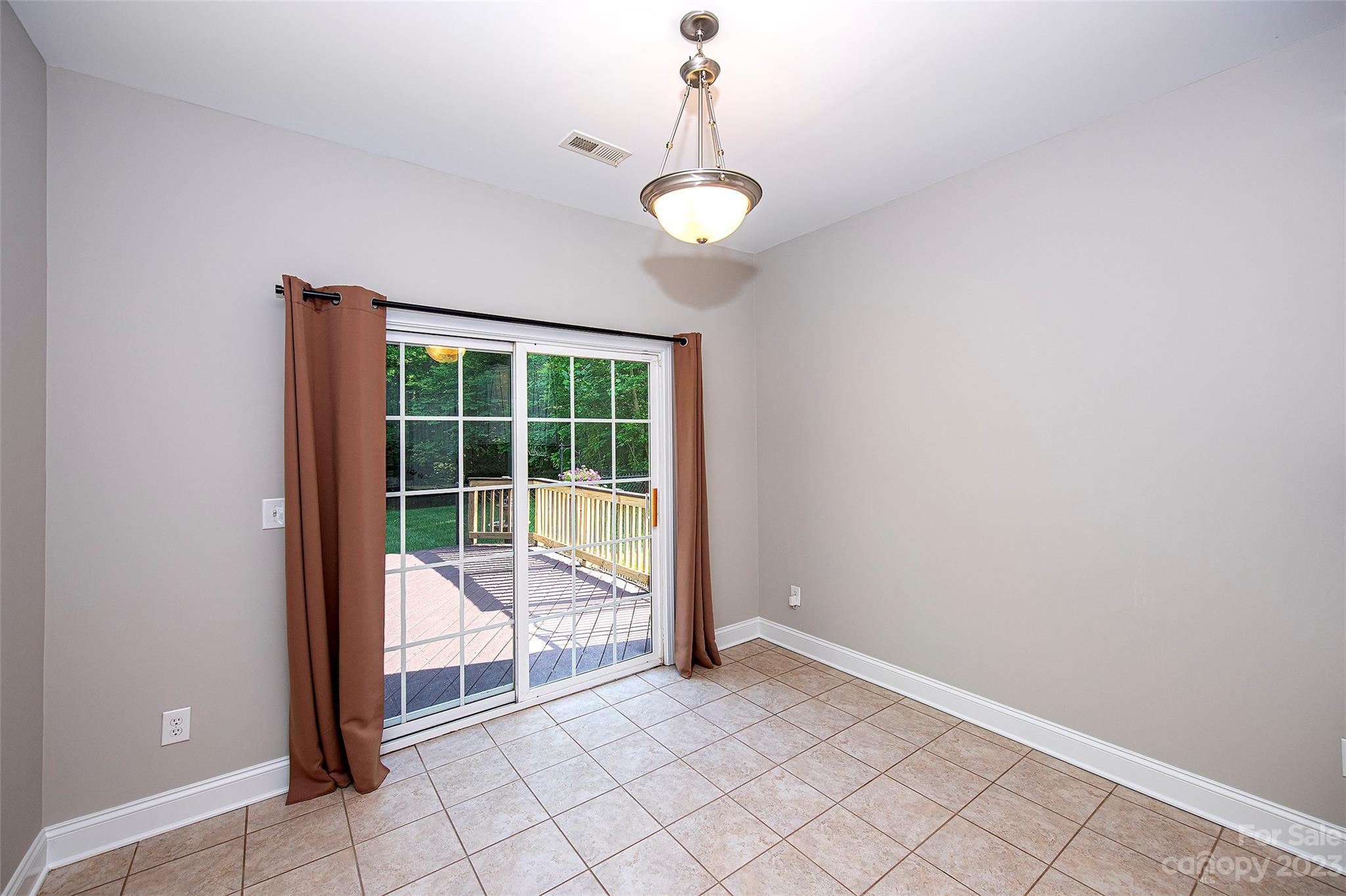 15438 Logan Grove Road Charlotte, NC 28227 - Photo 19 of 40 Gallery Image 19