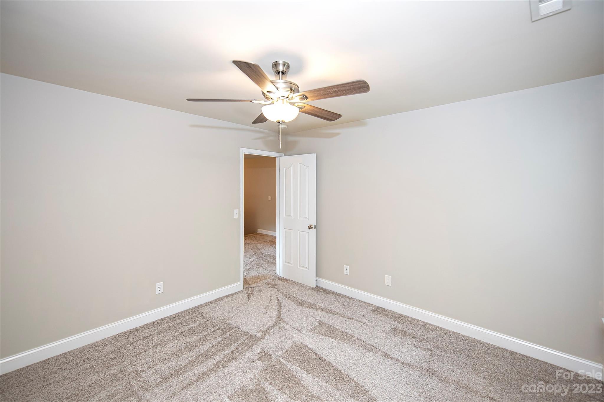 15438 Logan Grove Road Charlotte, NC 28227 - Photo 26 of 40 Gallery Image 26