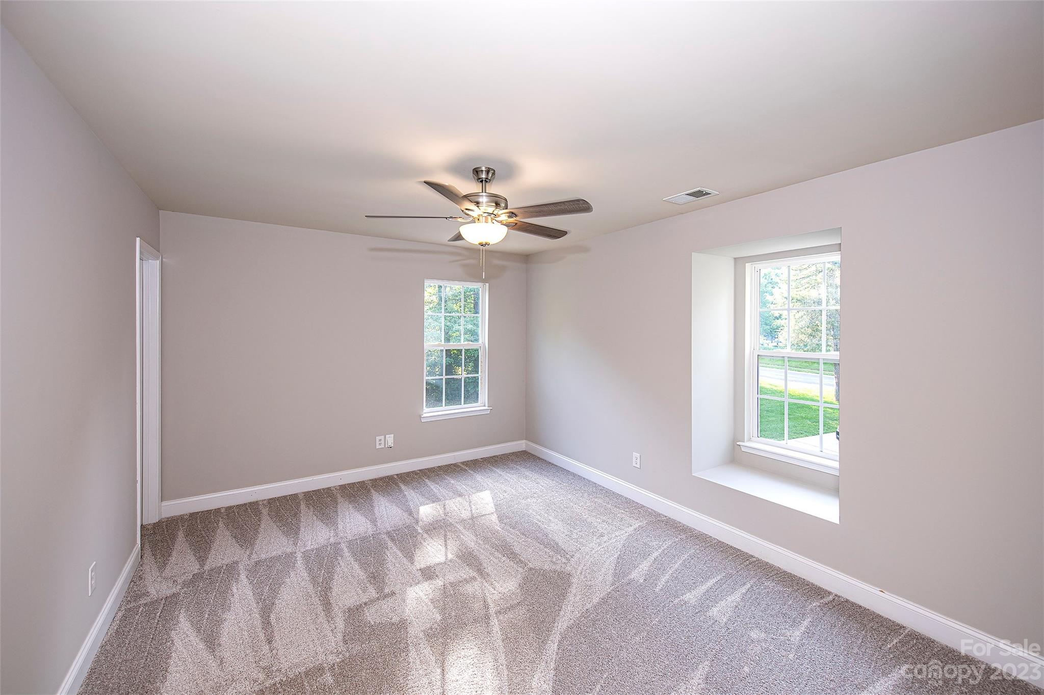 15438 Logan Grove Road Charlotte, NC 28227 - Photo 28 of 40 Gallery Image 28