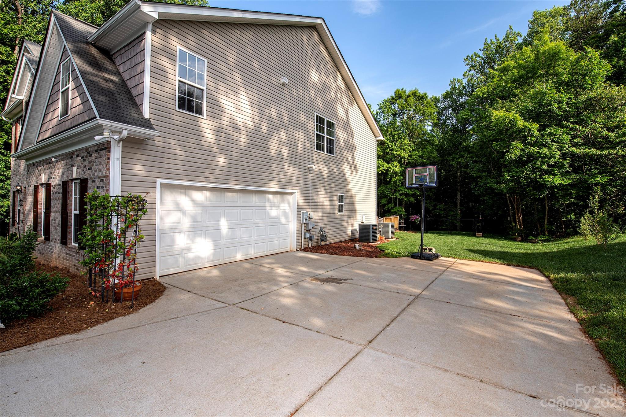 15438 Logan Grove Road Charlotte, NC 28227 - Photo 39 of 40 Gallery Image 39