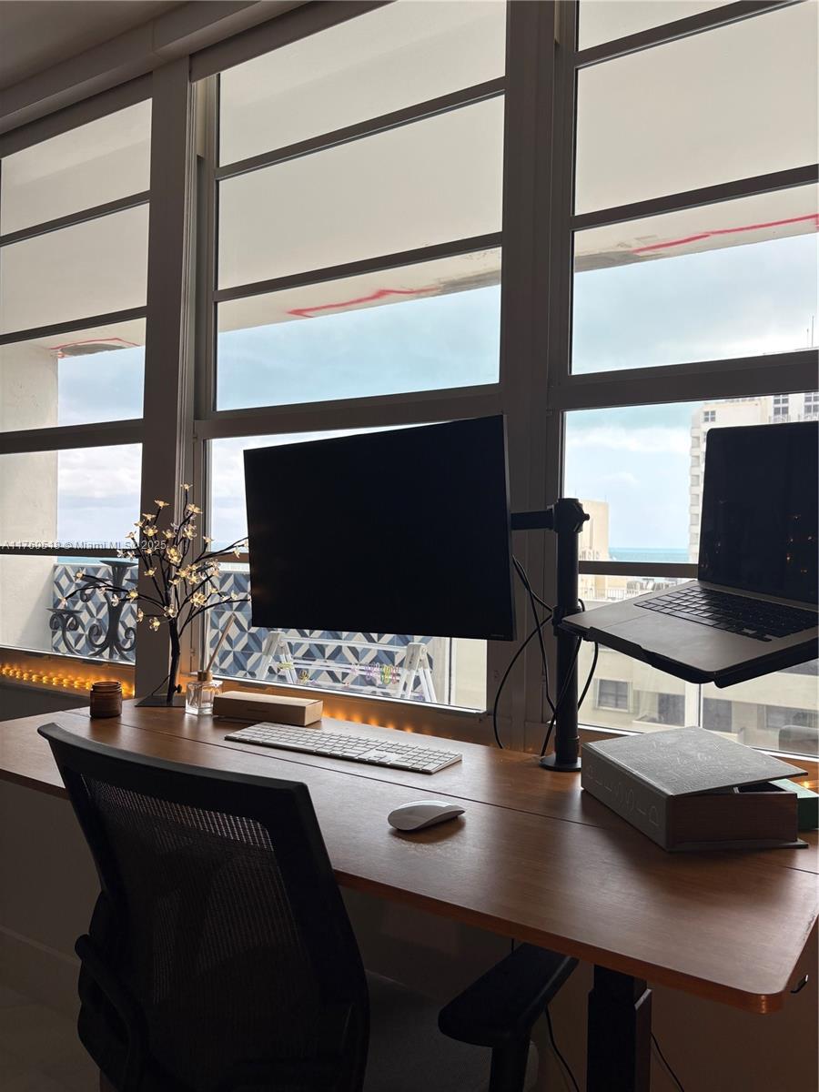 100 Lincoln Road, Unit 1128 Miami Beach, FL 33139 - Photo 7 of 26