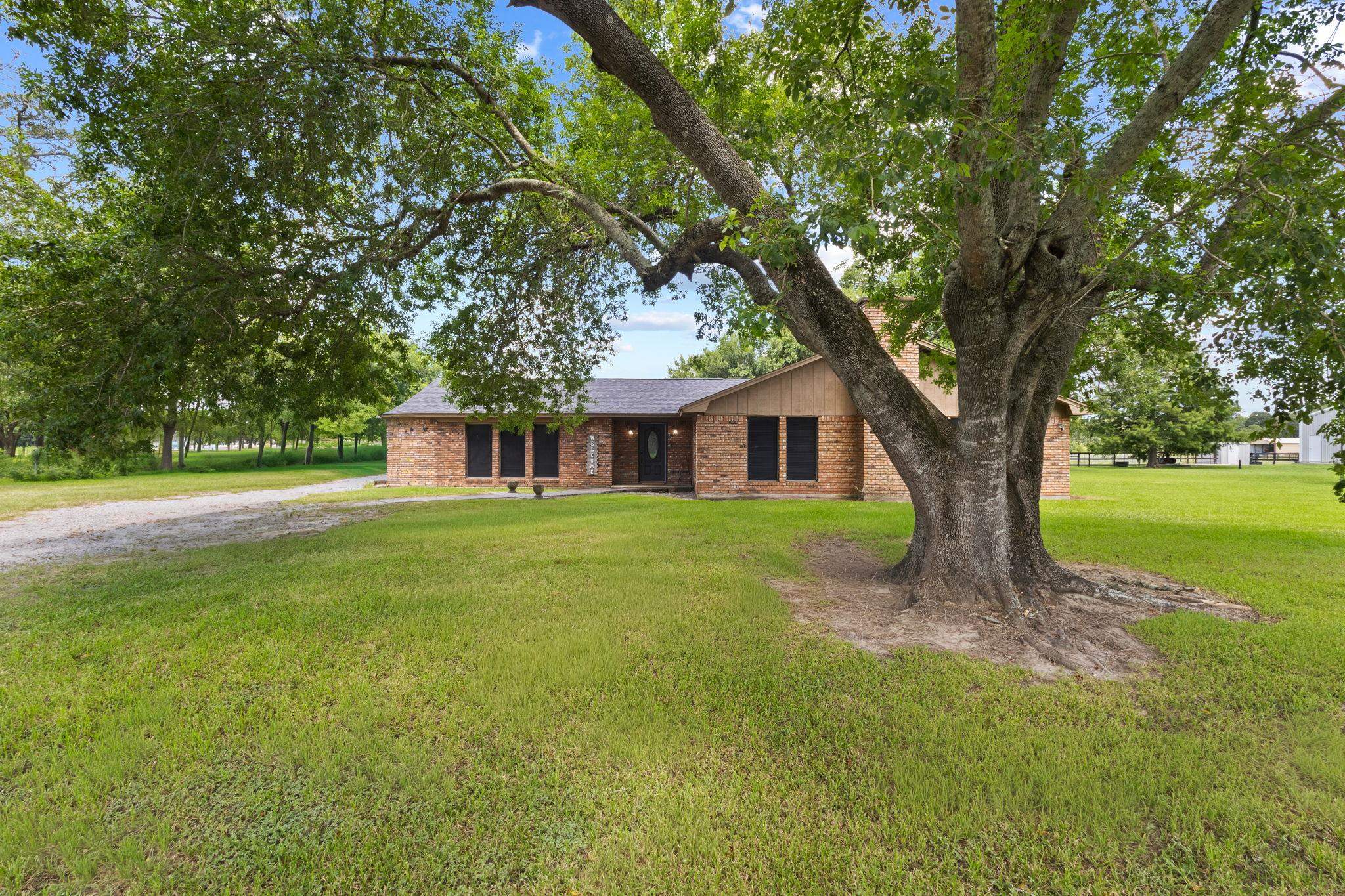 7636 Brewer Road Orange, TX 77632 - Photo 1 of 30