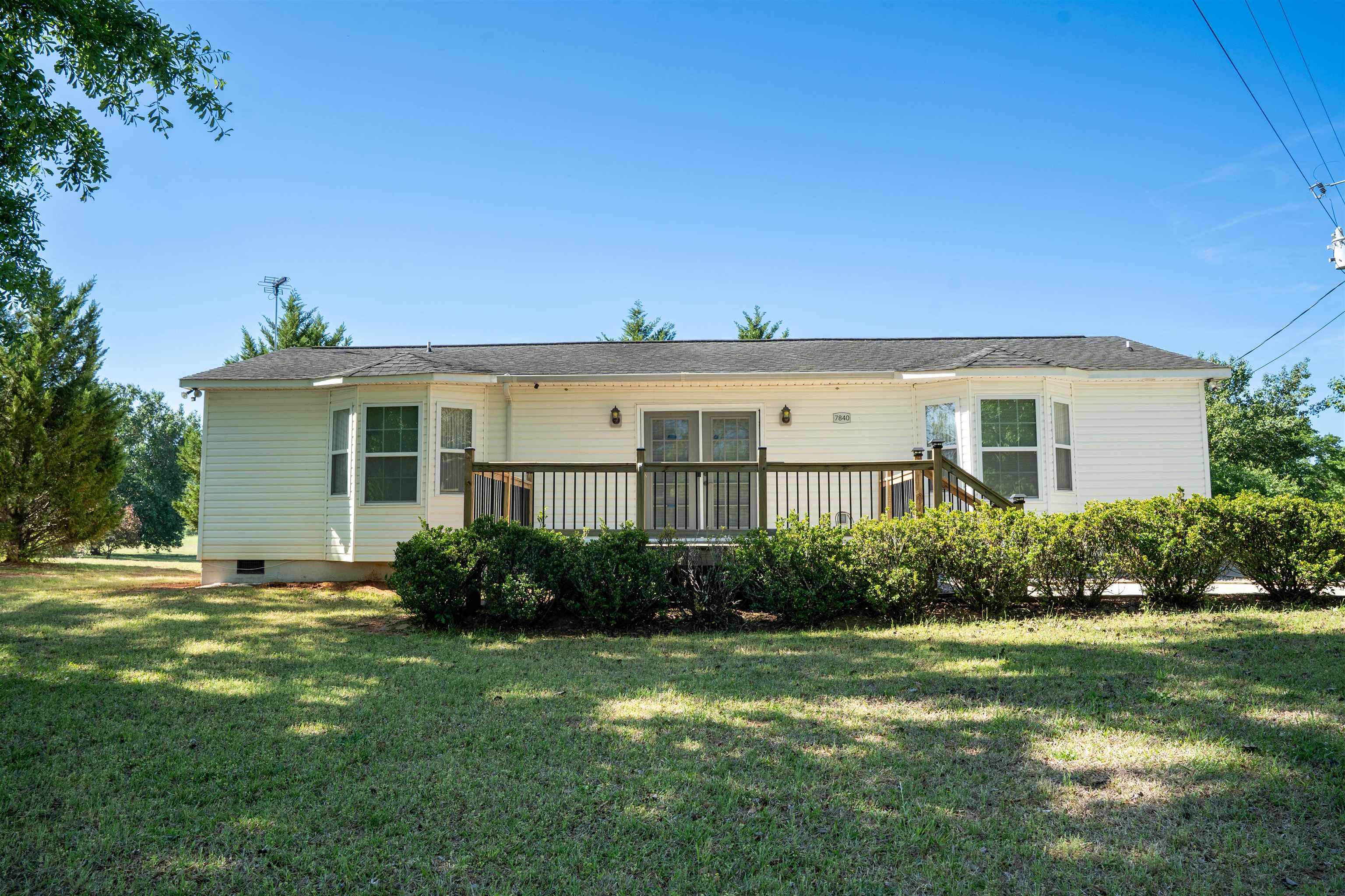 7840 Cross Anchor Road Enoree, SC 29335 - Photo 25 of 40
