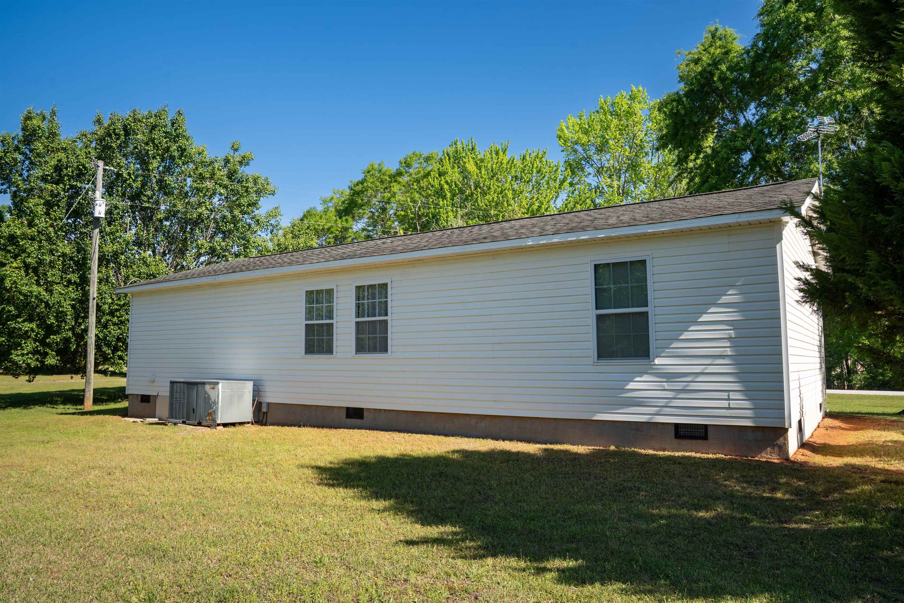 7840 Cross Anchor Road Enoree, SC 29335 - Photo 28 of 40