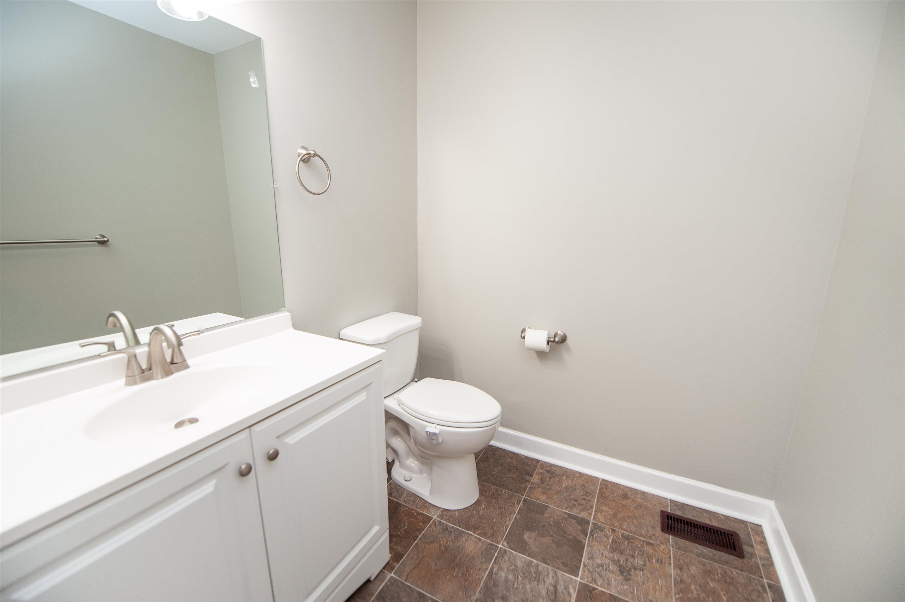 7840 Cross Anchor Road Enoree, SC 29335 - Photo 6 of 40