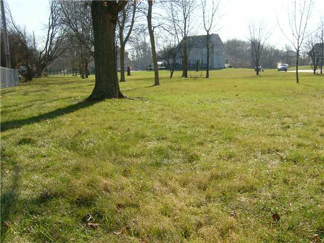 4014 Autumn Lane Springfield, OH 45503 - Photo 2 of 5