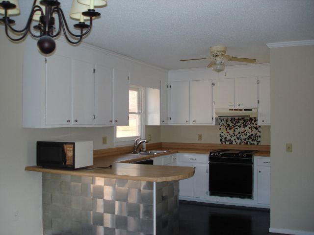 1004 Mcfall Circle Anderson, SC 29621 - Photo 2 of 4 Gallery Image 2