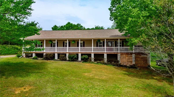 $366,400 | 466 Mile Creek Road, Pickens, SC 29671