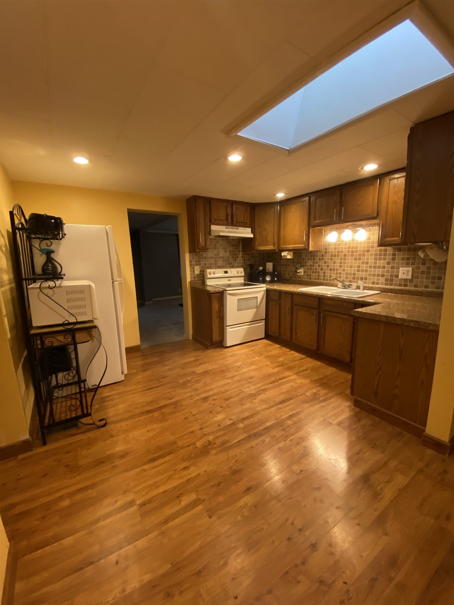 461 Bent Street Wabash, IN 46992 - Photo 5 of 15